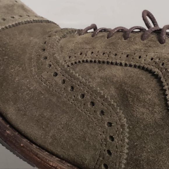 Allen Edmonds Strand Suede Cap Toe Shoes  Size 9.5 B - Picture 8 of 16